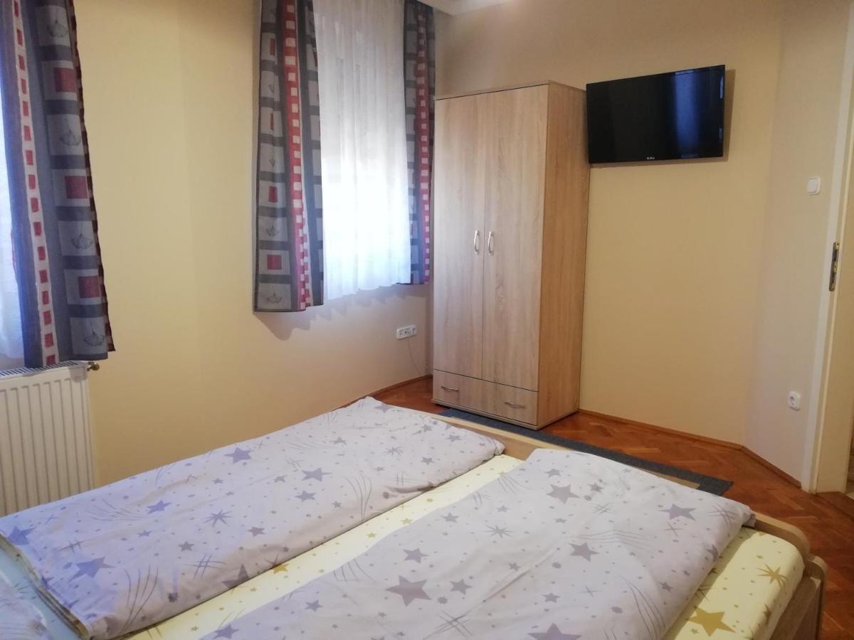 Imola Es Andrea Apartmanhaz Hajdúszoboszló Exteriör bild