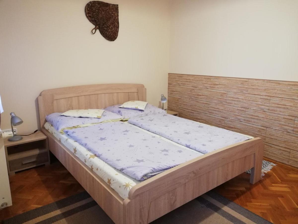 Imola Es Andrea Apartmanhaz Hajdúszoboszló Exteriör bild
