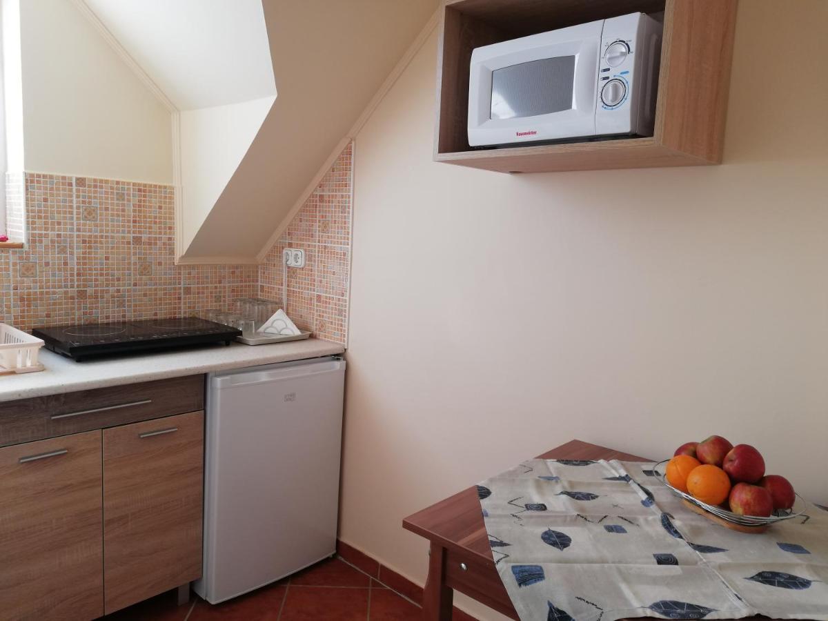 Imola Es Andrea Apartmanhaz Hajdúszoboszló Exteriör bild