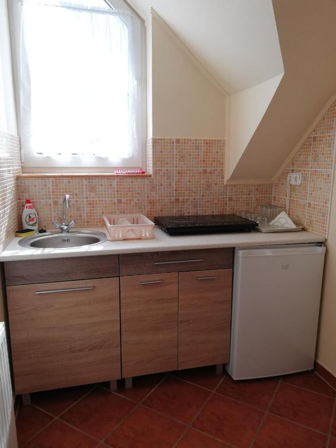 Imola Es Andrea Apartmanhaz Hajdúszoboszló Exteriör bild